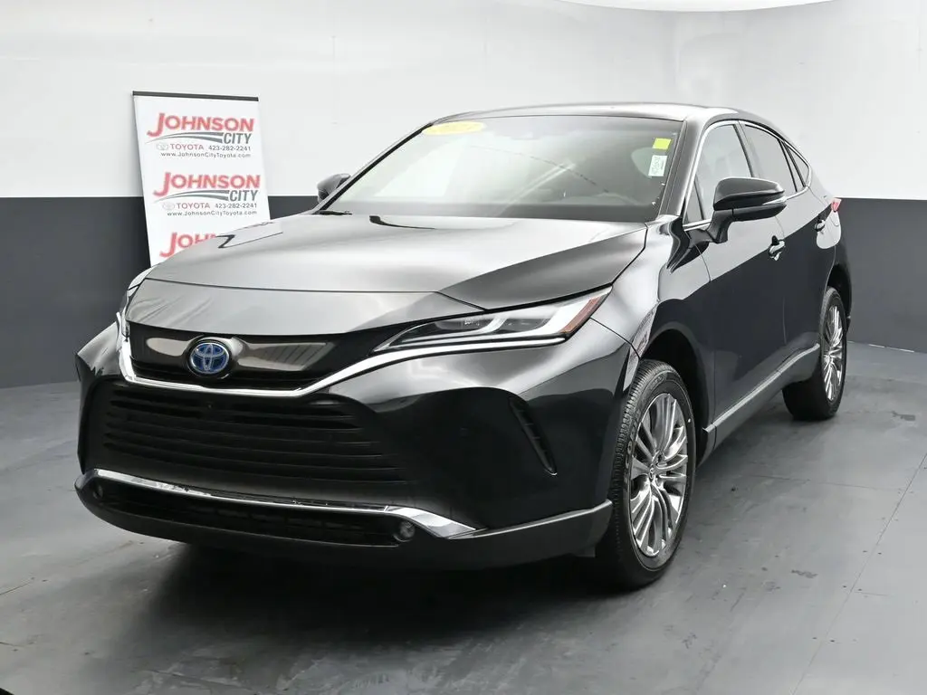 2023 Toyota Venza Limited photo 3