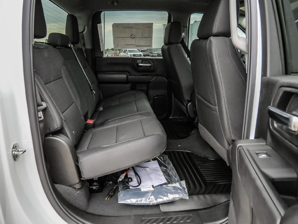 2026 Chevrolet Silverado 2500 HD Custom - Photo 18