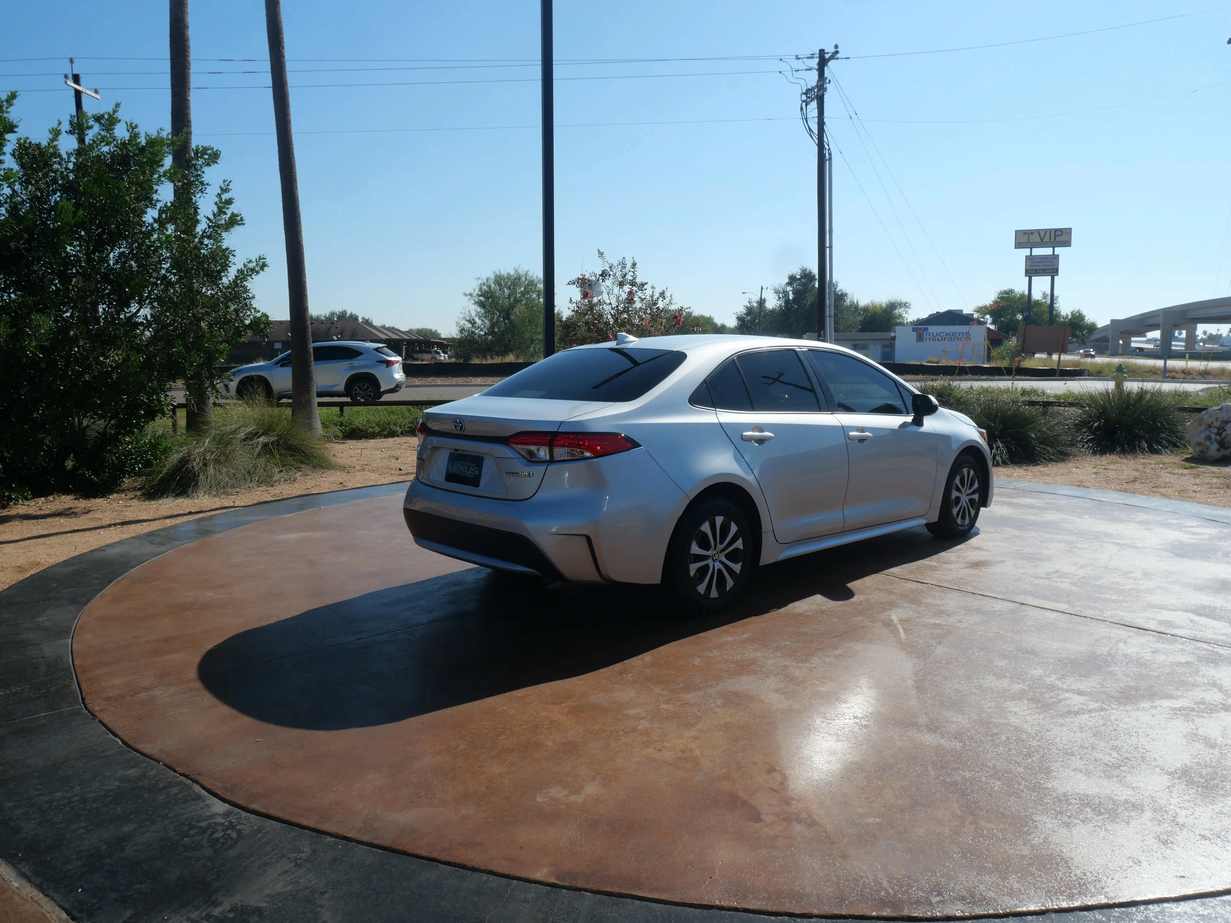 Used 2022 Toyota Corolla LE with VIN JTDEAMDE4NJ052636 for sale in San Juan, TX