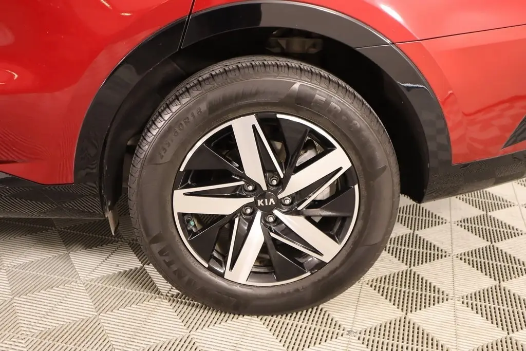 2021 Kia Sorento EX photo 18