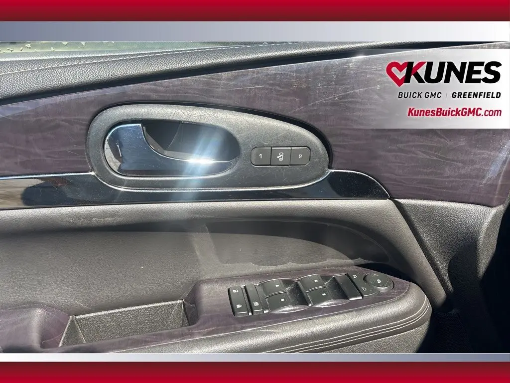 2017 Buick Enclave Leather photo 10