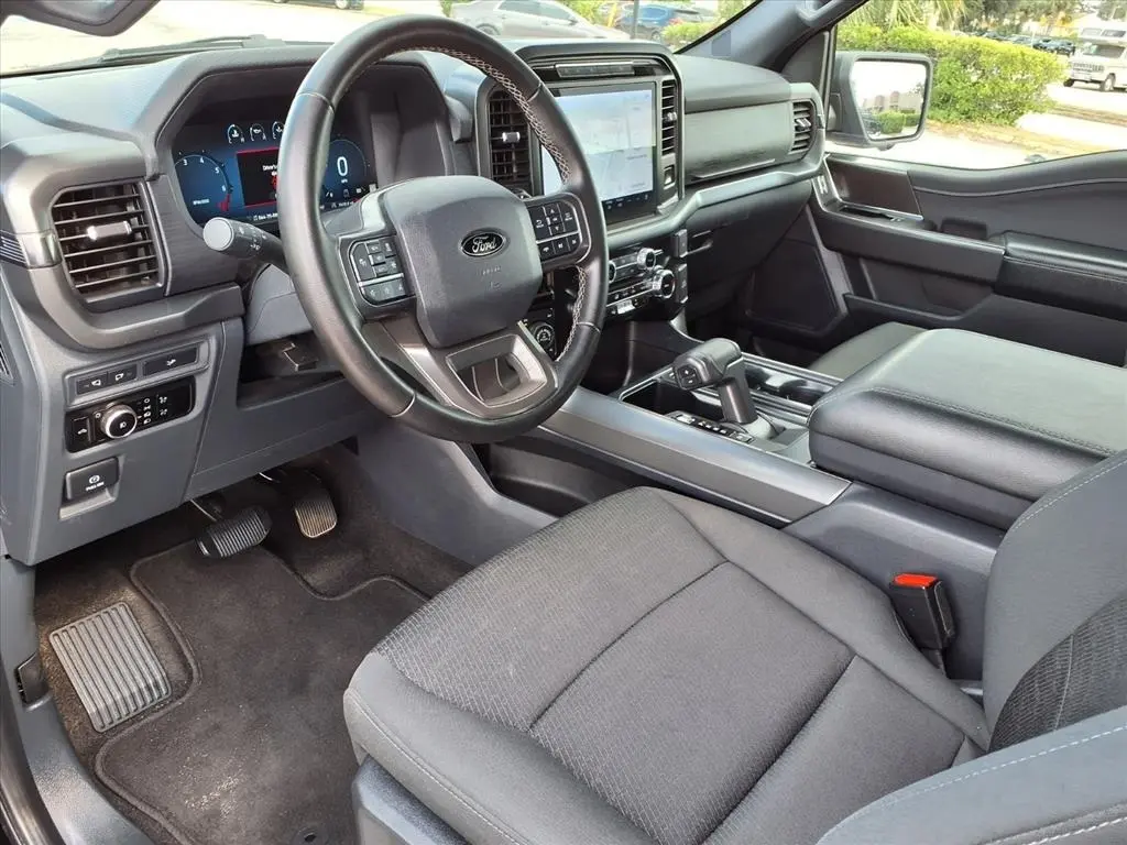 2024 Ford F-150 XLT photo 20