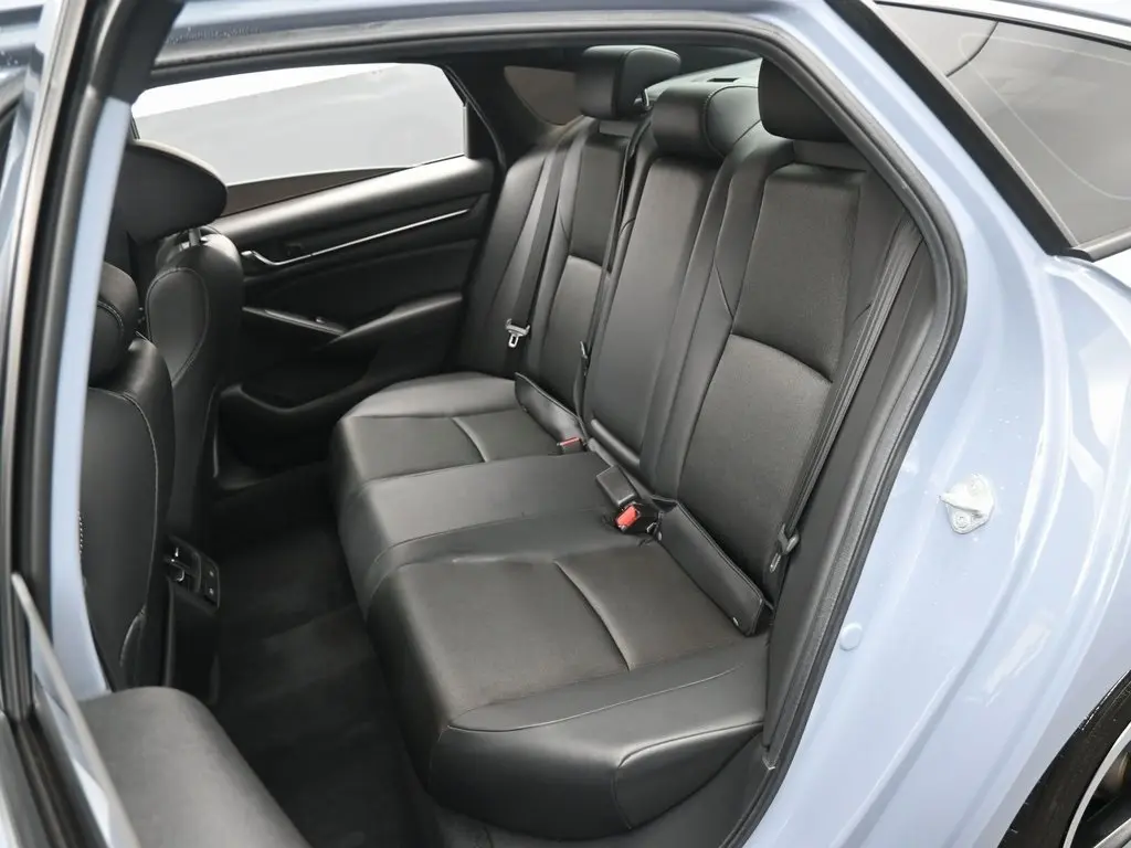 2021 Honda Accord Sport 2.0T photo 27