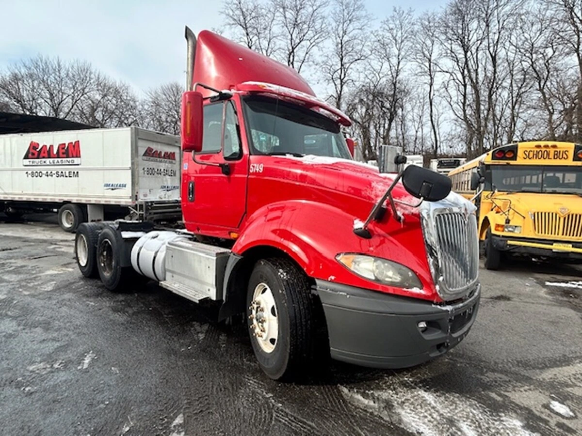 2017 International ProStar in Linden, NJ — photo 6