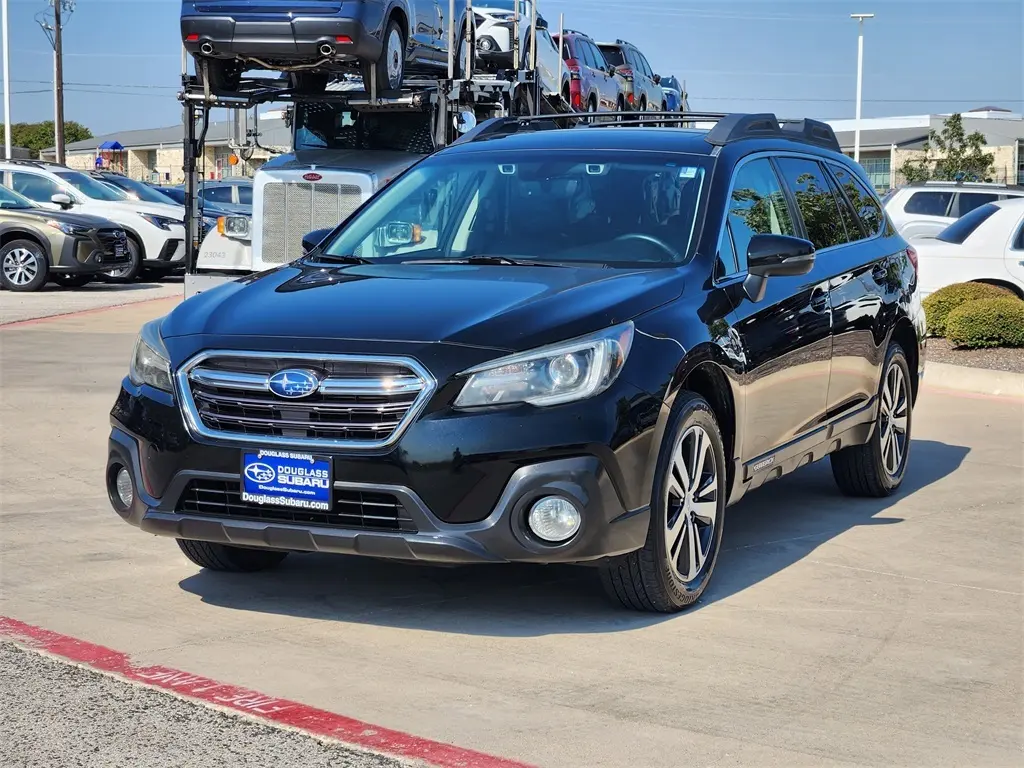 2019 Subaru Outback 2.5i Limited photo 2
