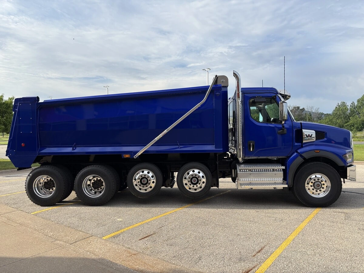 2027 Western Star 49X — photo 4