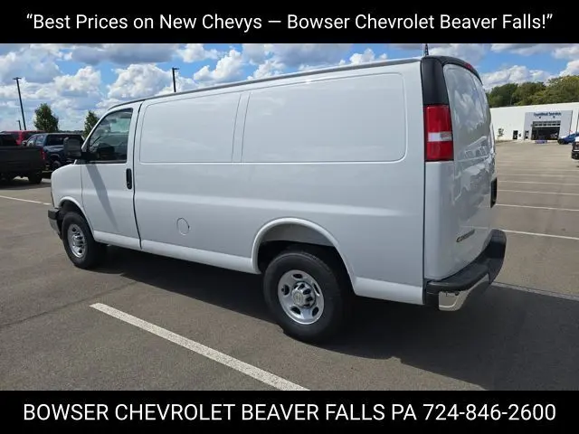 2025 Chevrolet Express 2500 Work Van Cargo photo 2
