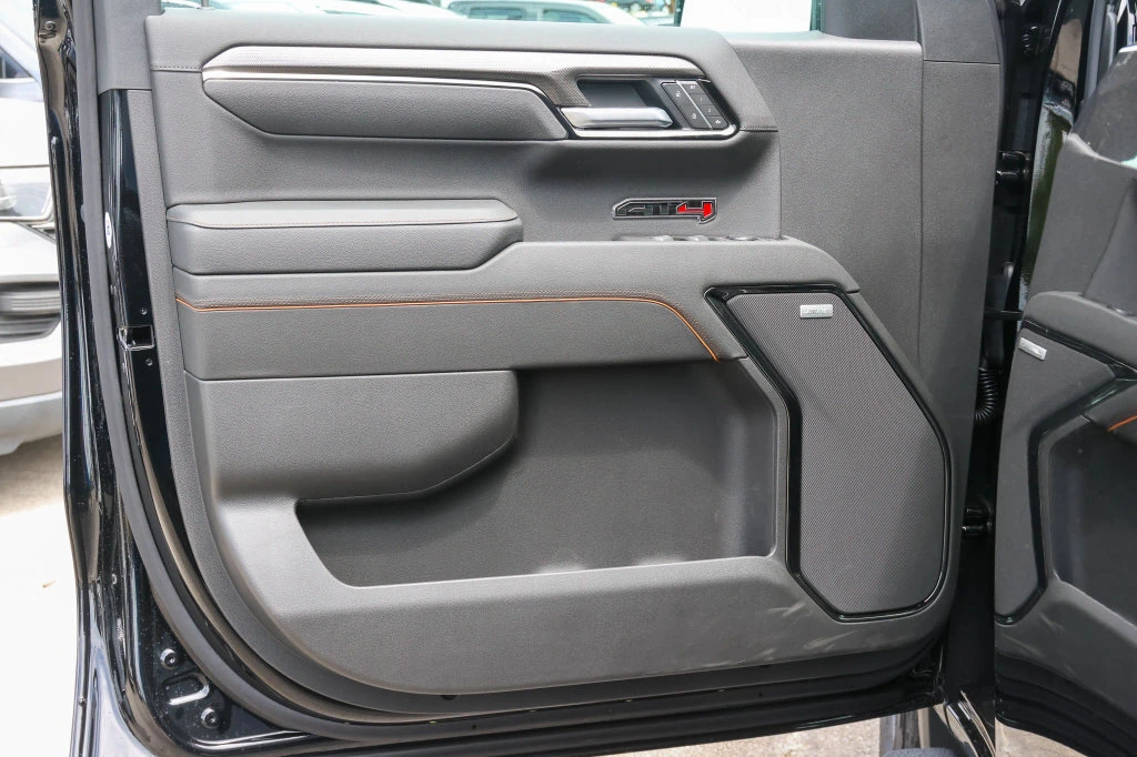 2026 GMC Sierra 1500 AT4 - Photo 12
