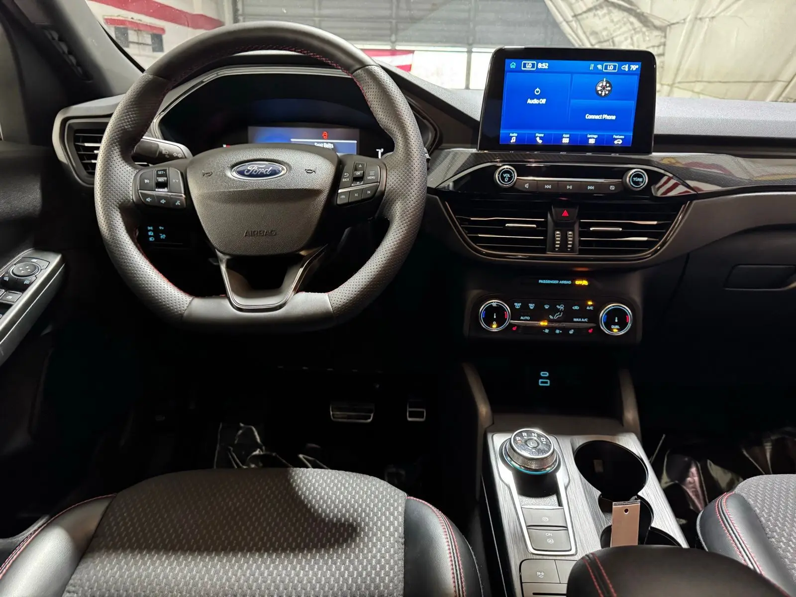 2023 Ford Escape ST-Line photo 17