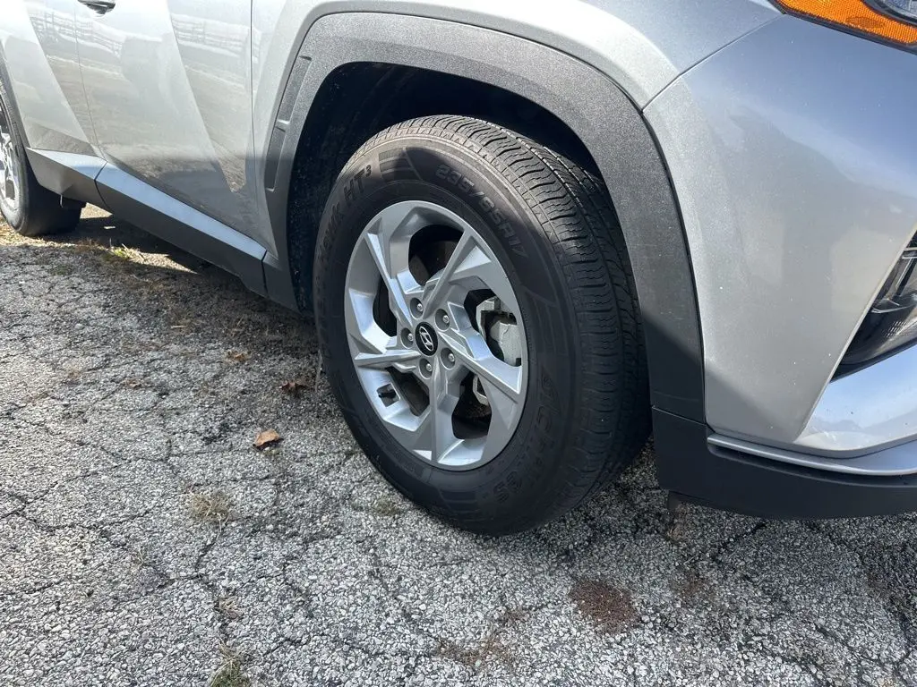 2024 Hyundai Tucson SEL photo 2