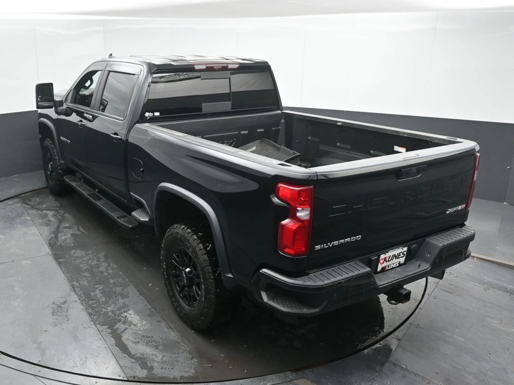 2024 Chevrolet Silverado 2500HD ZR2 - Photo 44