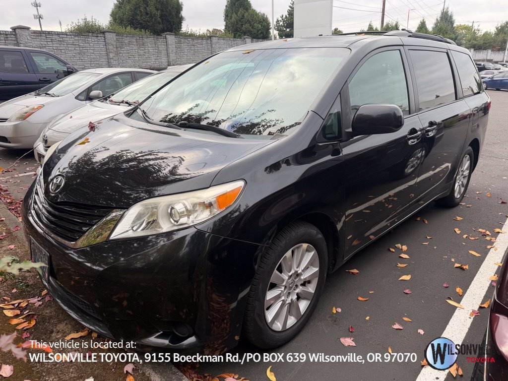 2015 Toyota Sienna LE