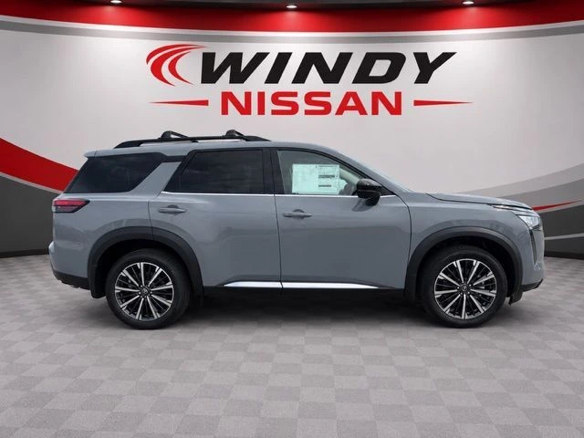 2026 Nissan Pathfinder Platinum 4WD's photo