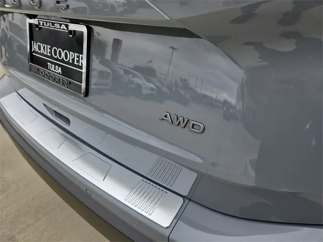 2026 Nissan Rogue SV photo 32