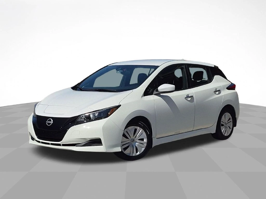 2025 Nissan Leaf