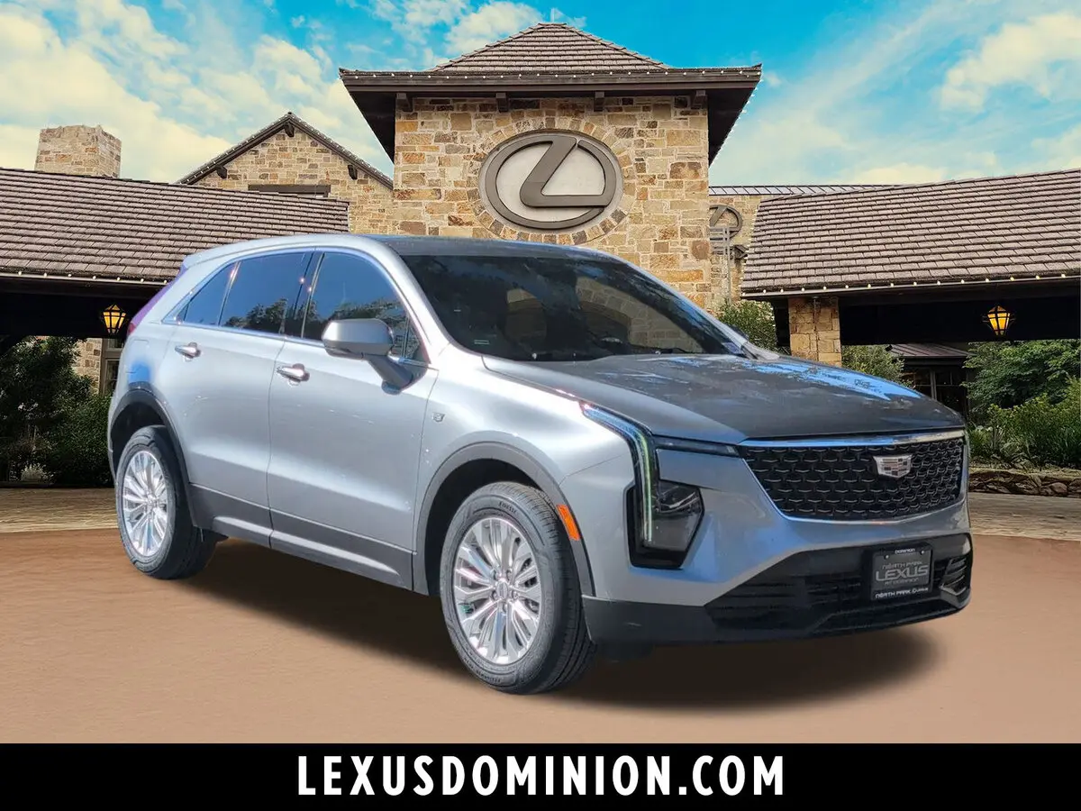 2024 Cadillac XT4 Luxury's photo
