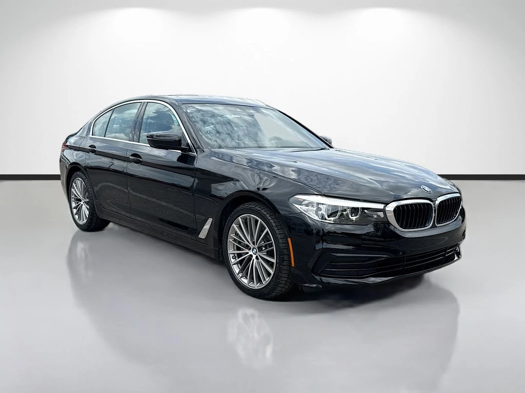 2019 BMW 5 Series 530i Sedan's photo