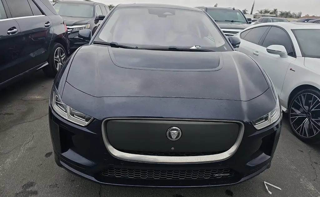 Used 2024 Jaguar I-PACE R-Dynamic HSE with VIN SADHM2S13R1633385 for sale in Ewing, NJ