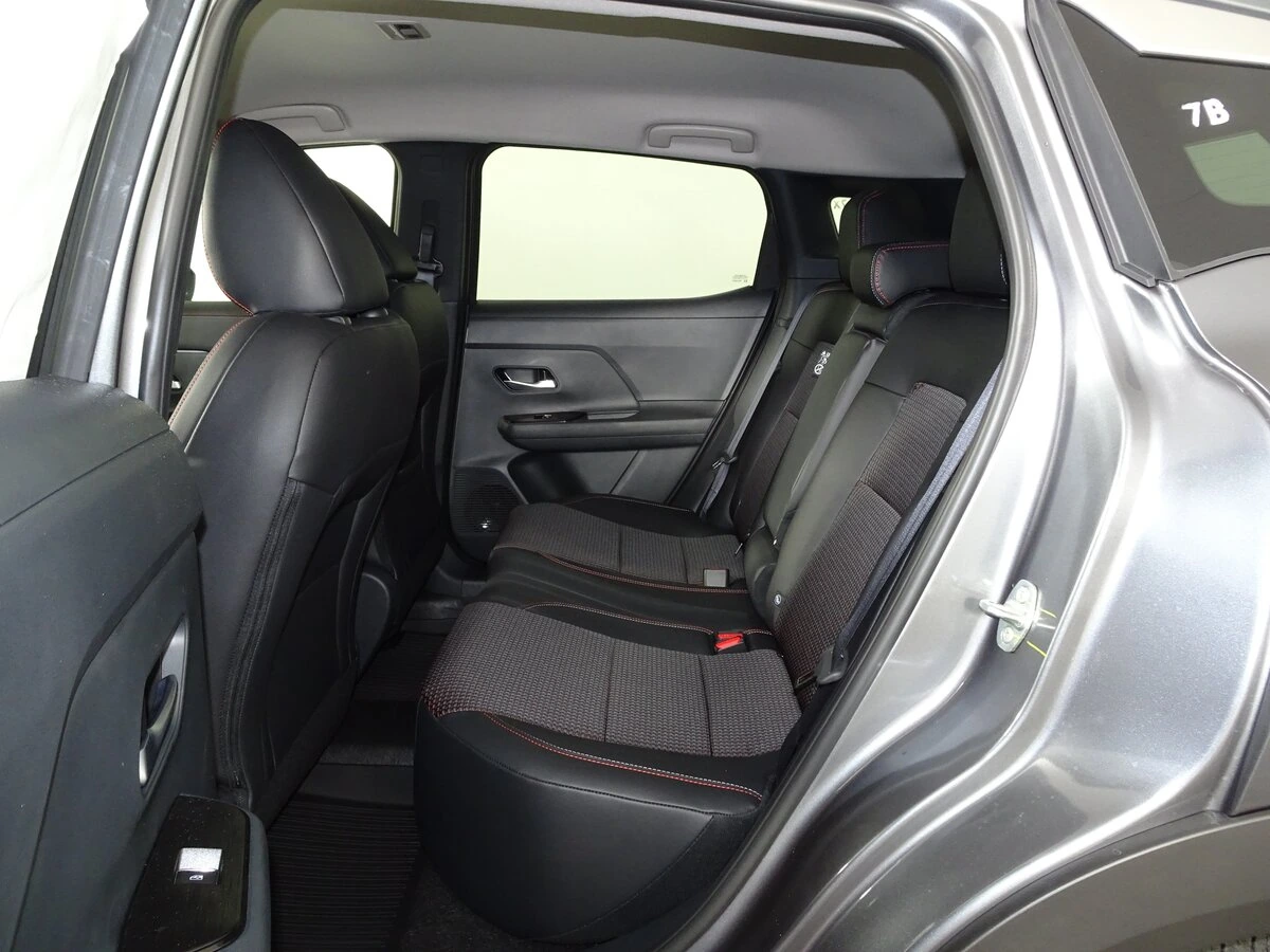 2026 Nissan KICKS SR AWD - Photo 6