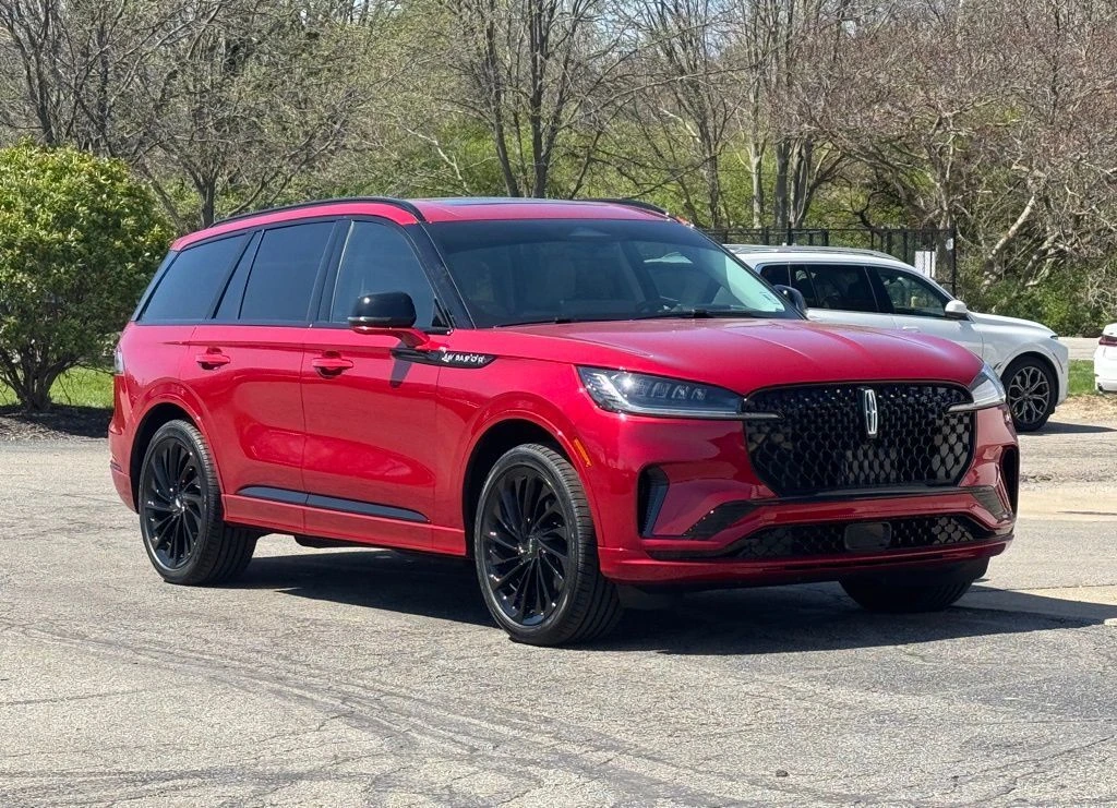 2025 Lincoln Aviator Reserve AWD's photo