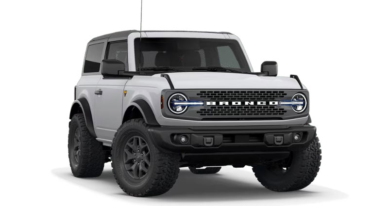 image o grey 4-door ford bronco badlands