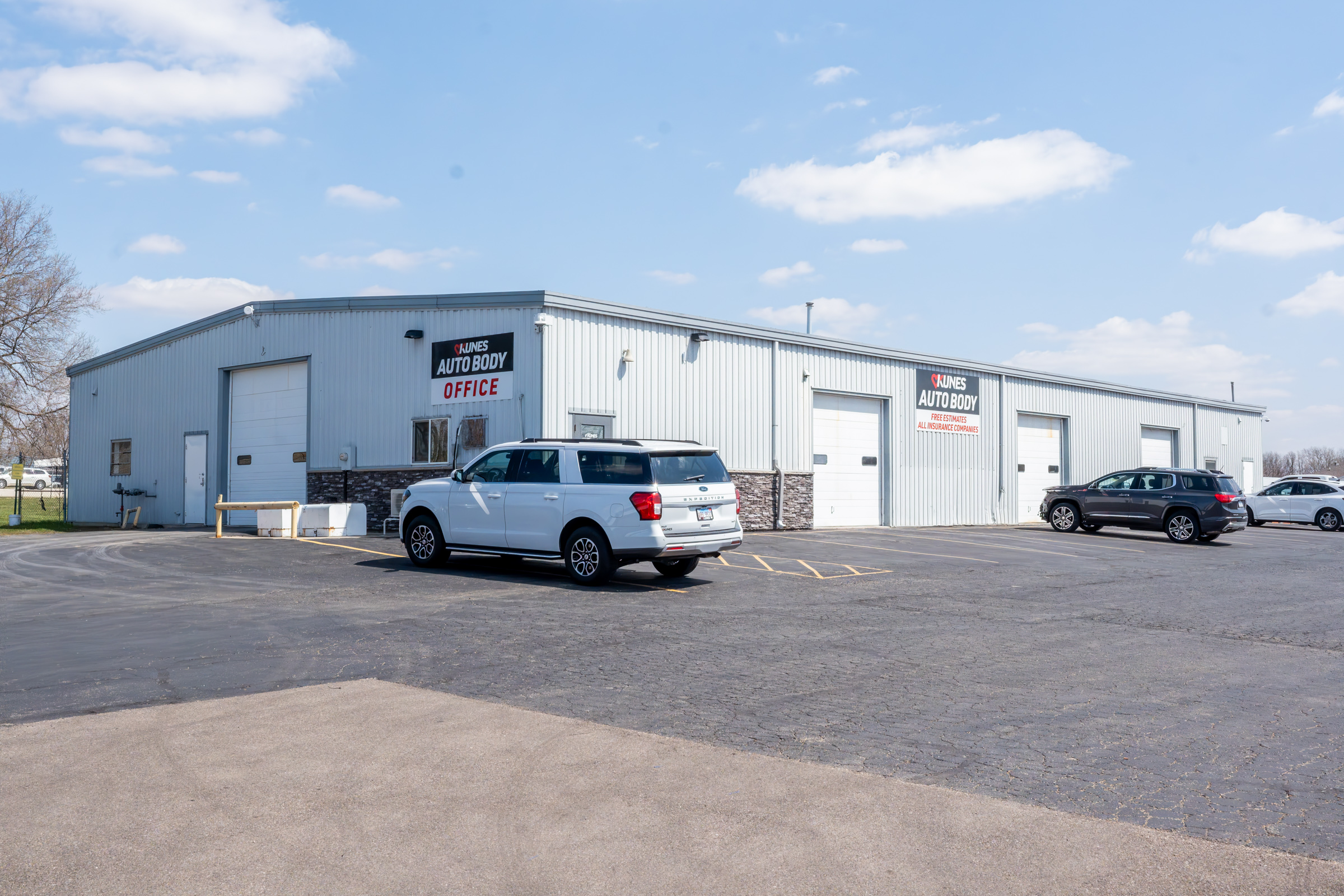 Kunes Auto Body Sterling