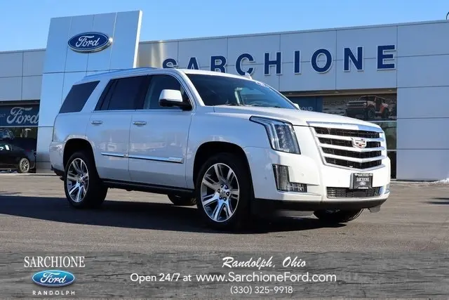 2019 Cadillac Escalade Premium Luxury's photo