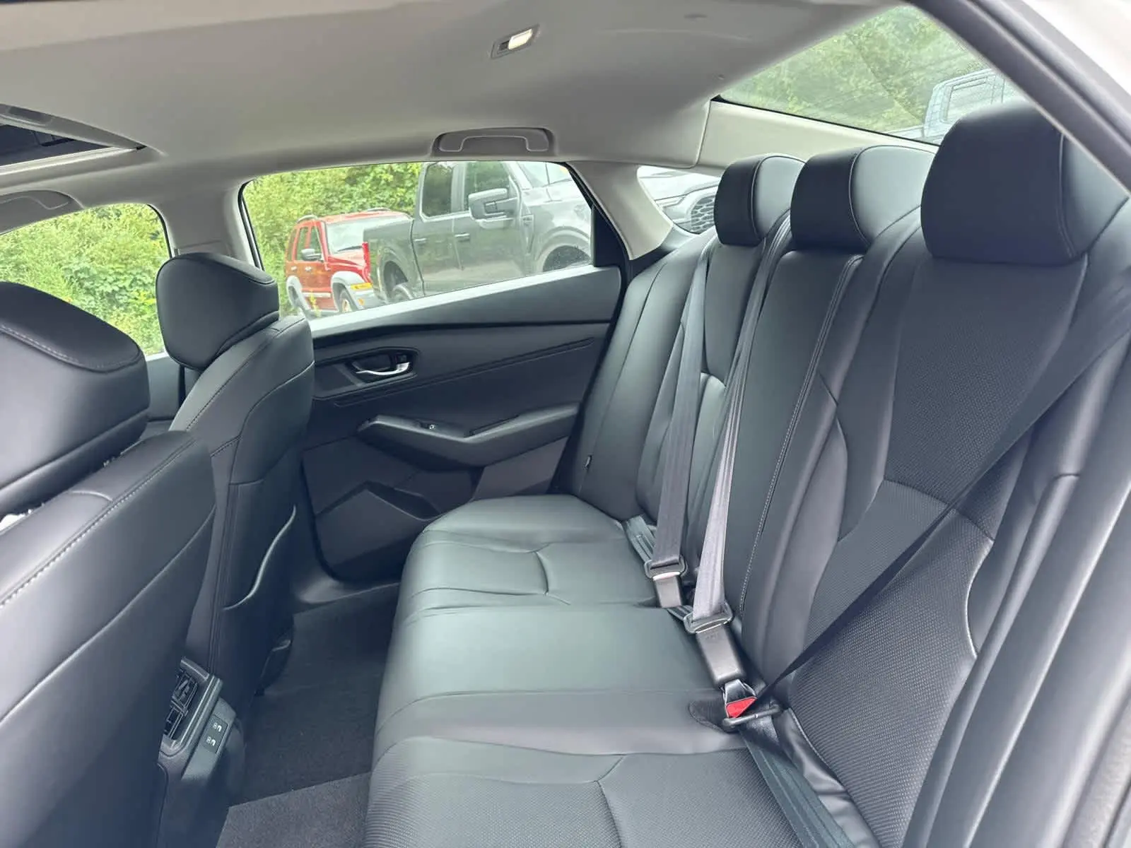 2025 Honda Accord Hybrid EX-L photo 31