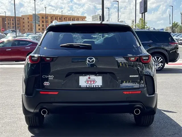 2023 Mazda CX-50 2.5 Preferred Plus photo 4