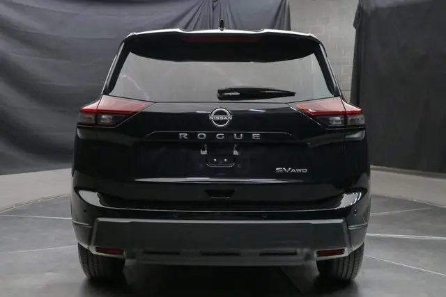 2024 Nissan Rogue SV photo 11