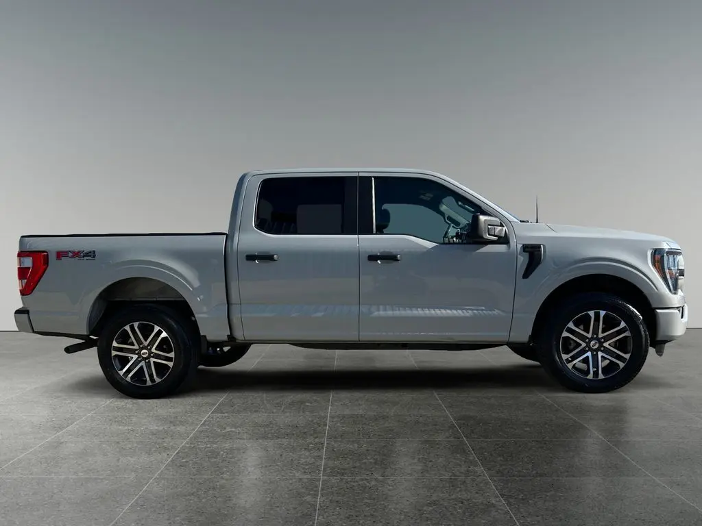 2023 Ford F-150 XL photo 8