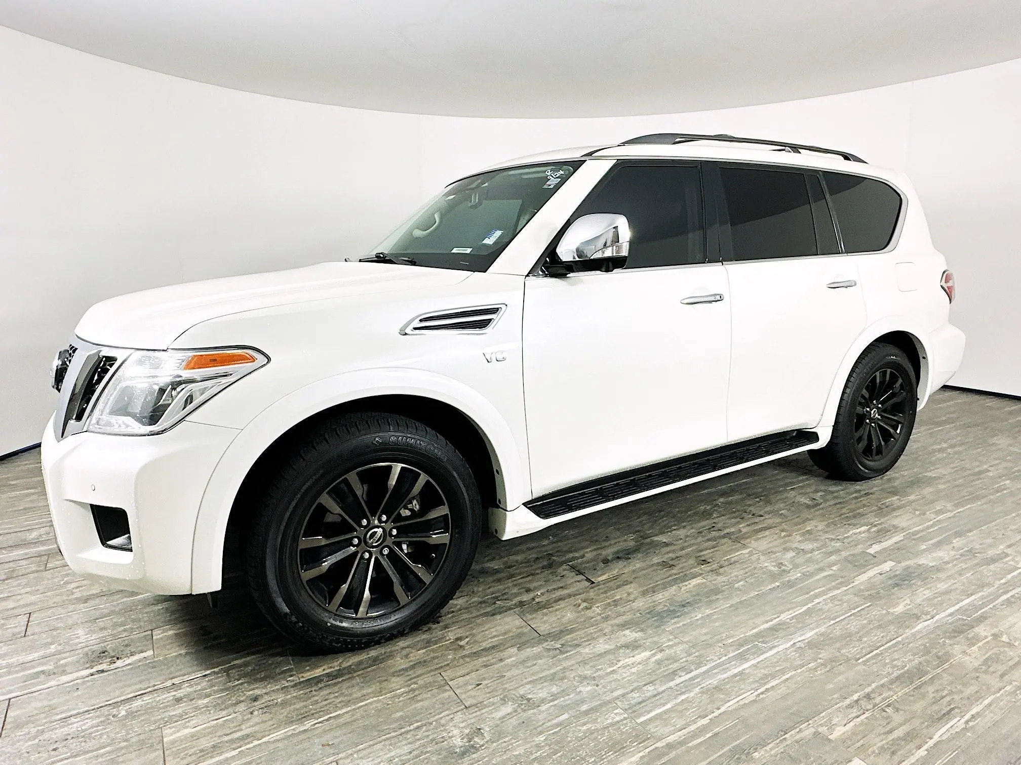2020 Nissan Armada Platinum photo 3
