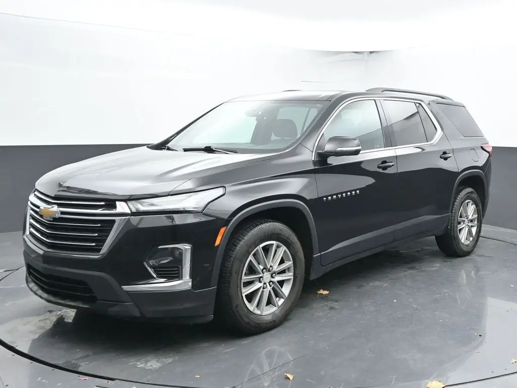 2023 Chevrolet Traverse Cloth 1LT photo 3