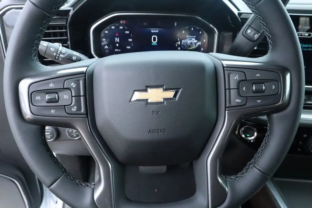 2026 Chevrolet Silverado 2500HD High Country photo 3