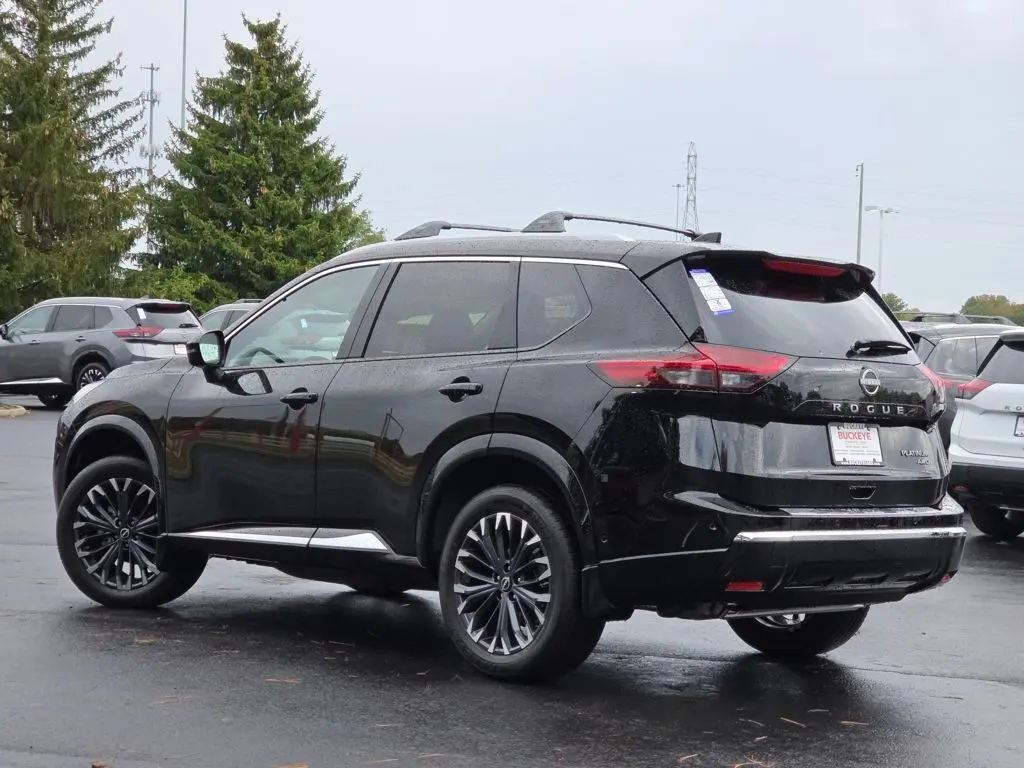 2026 Nissan Rogue Platinum photo 25