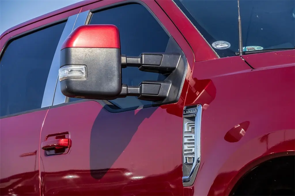 2017 Ford F-250 photo 2