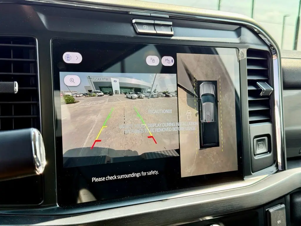 2025 Ford F-250 photo 26
