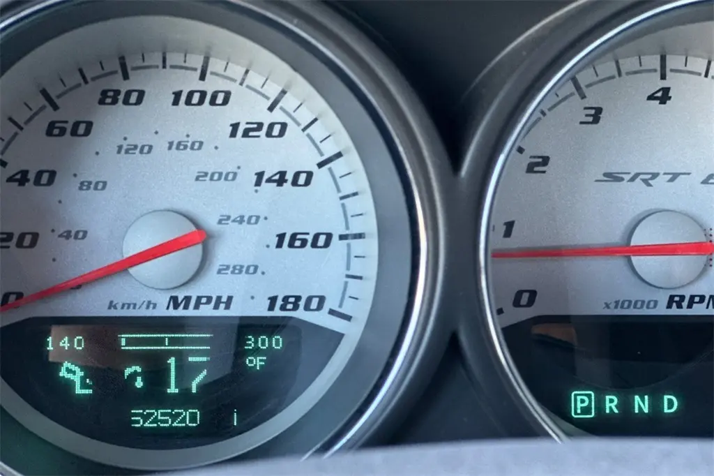 2008 Dodge Challenger SRT8 photo 22