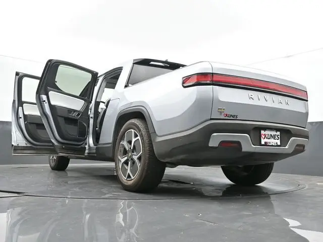 2022 Rivian R1T Adventure photo 58