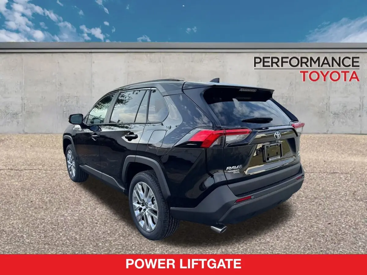 2025 Toyota RAV4 XLE Premium photo 2