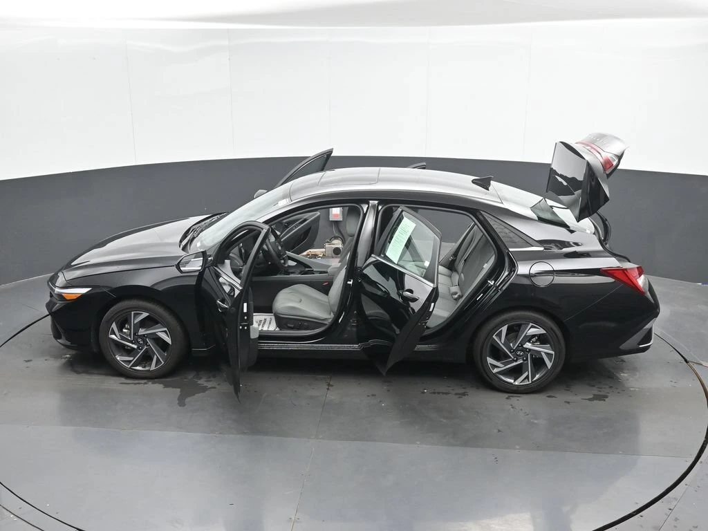 2026 Hyundai Elantra Limited - Photo 52