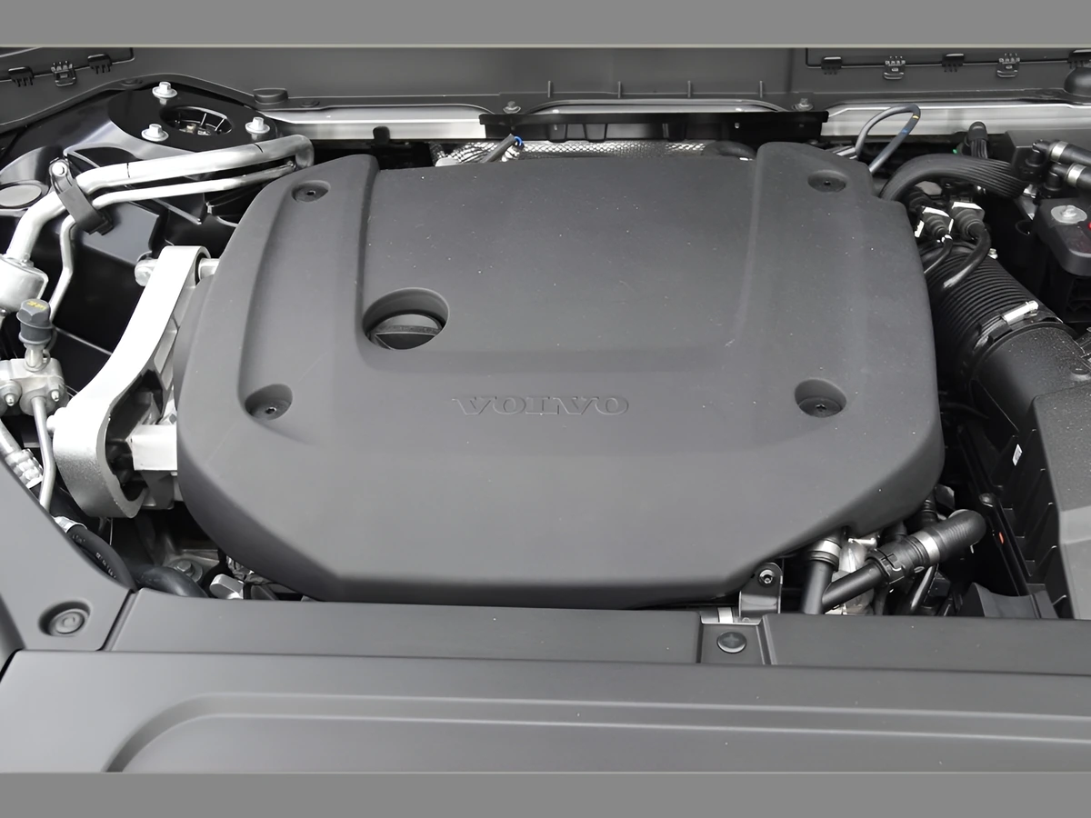 2026 Volvo XC90 Plus - Photo 21