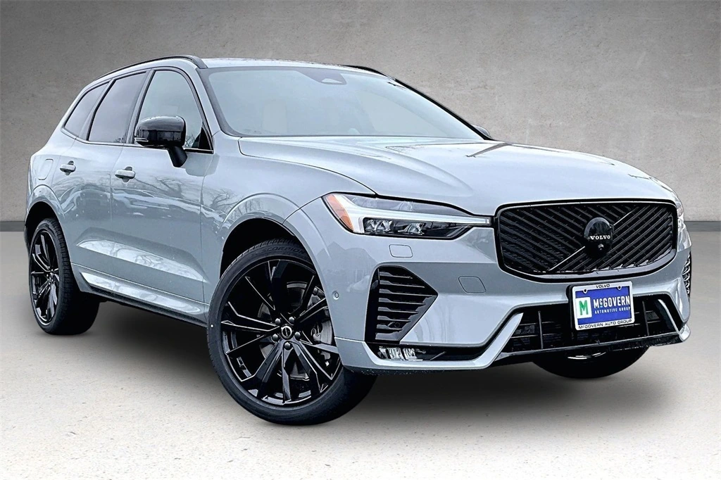 2026 Volvo - image 2