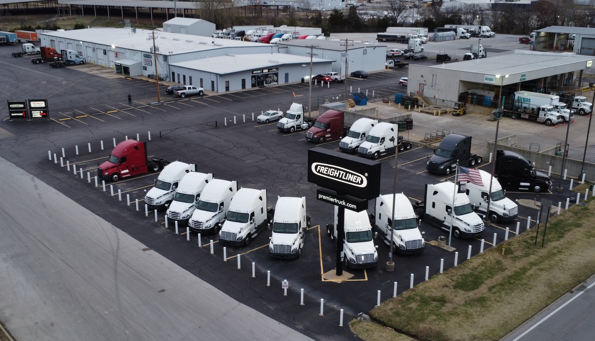 Premier Truck Group of Joplin
