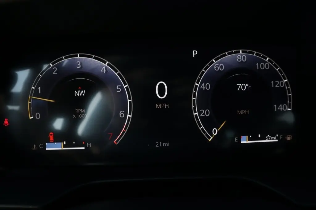 2025 Jeep Grand Cherokee Altitude X photo 4