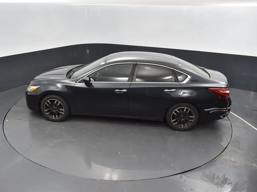 2016 Nissan Altima 2.5 S photo 35