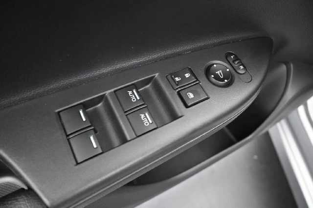 2017 Honda Accord Hybrid Touring - Photo 13