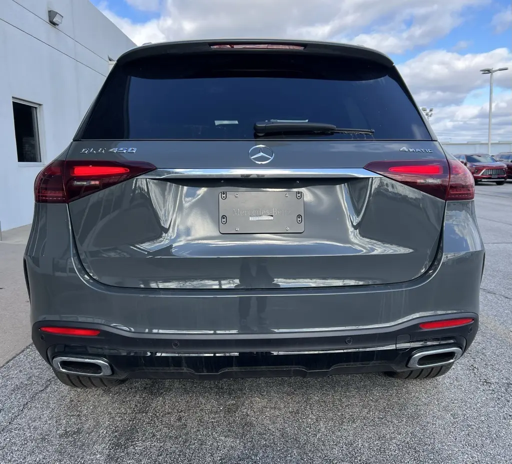 2026 Mercedes Benz GLE 450 4MATIC photo 4