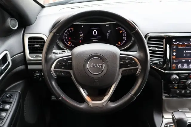 2020 Jeep Grand Cherokee Altitude photo 10