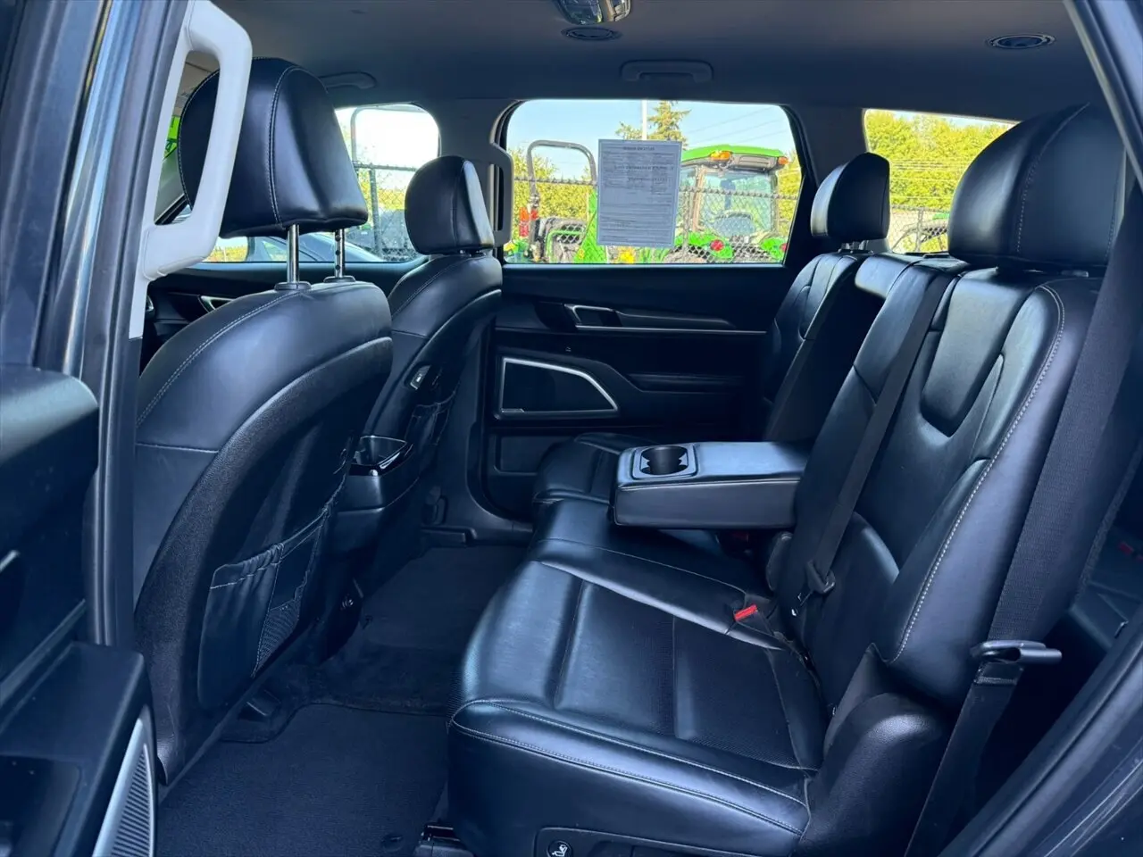 2022 Kia Telluride LX photo 29